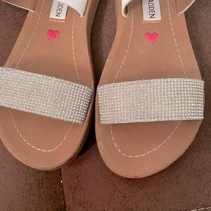 Kids youth size 1 worn maybe twice